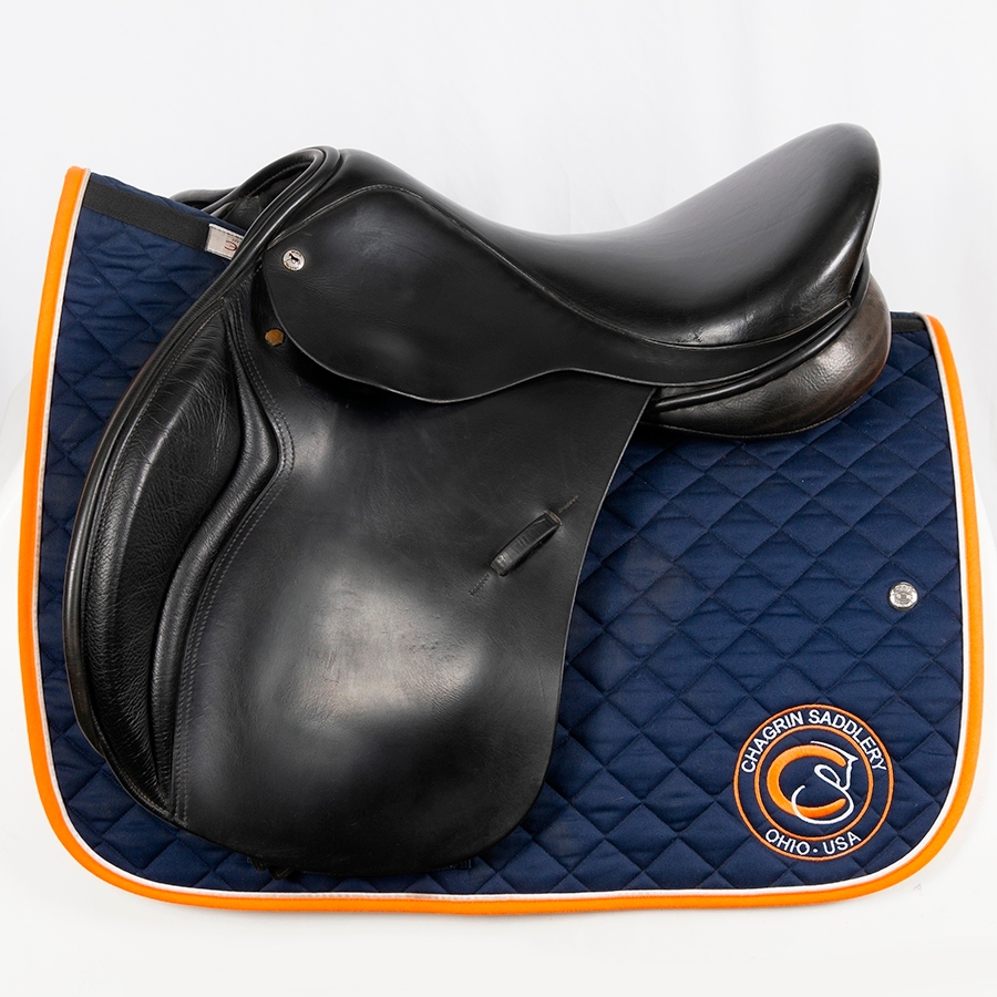 Black Country Saddles 17 IN Black Country Wexford Saddle Medium Wide   Rd 33876BlackCountry01 