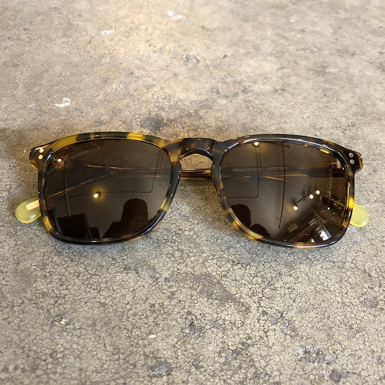 raen tokyo tortoise