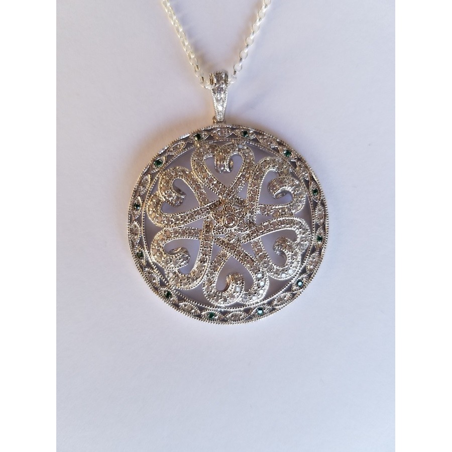 Irish Necklace | 14k White Gold Diamond & Emerald Celtic Pendant at  IrishShop.com | IJSV46728
