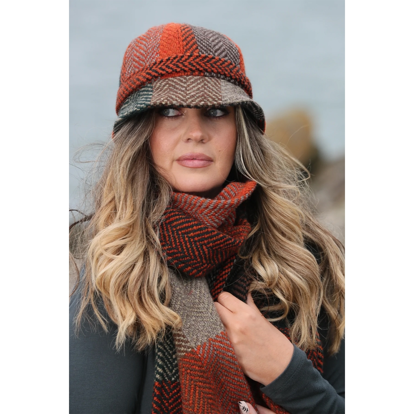 Branigan Weavers Irish Wool Scarf (Donegal Rust) Clothing Accessories ...