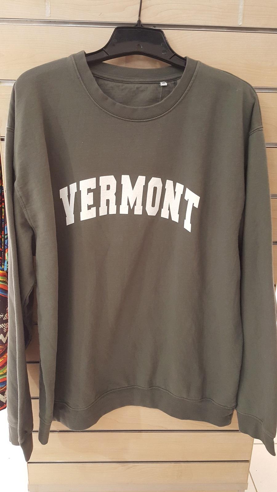 Lovermont VT Classic Crew (Ivy RFBF) Sweatshirts At University Mall Store