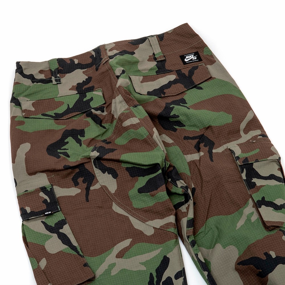 nike sb fleece cargo pants